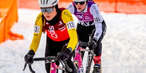 CX-One Carbon - powód 2